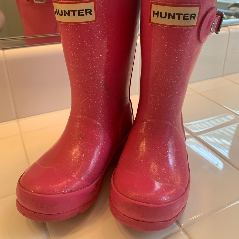 Hunter boots size 10 girls . Pink with sparks